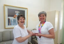 Seniors dig deep to donate