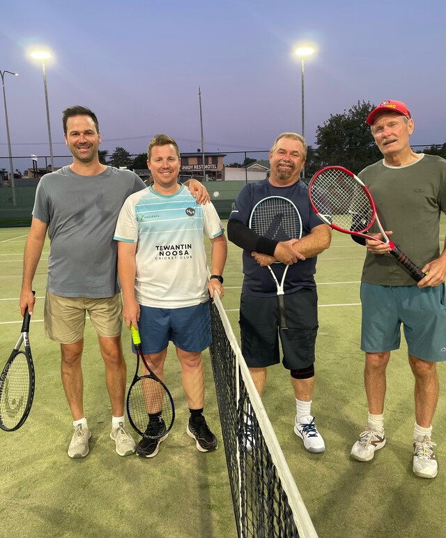 Queens Park Tennis lights up the courts Gympie Today Queens Park Tennis lights up the courts Gympie Today