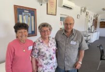 Support group meets former Mayor