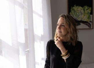 Top guest speaker to chair Emerging Artists workshop